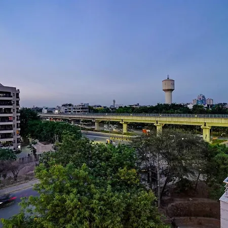 Hotel Grand Premium-2